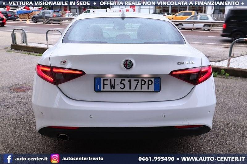 Alfa Romeo Giulia 2.2 Turbo Diesel AT8 160CV Super