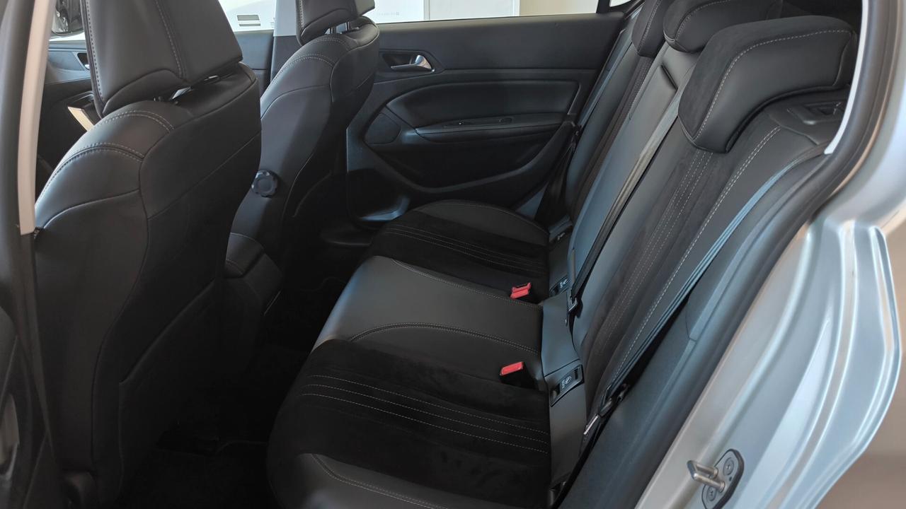 Peugeot 308 BlueHDi 120 S&S EAT6 Allure