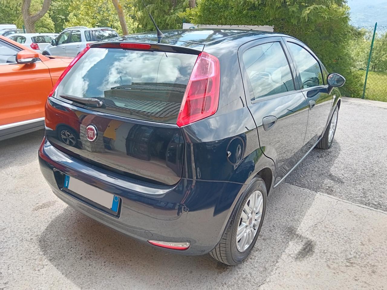 Fiat Punto 1.3 MJT 95CV 5P LOUNGE NAVI
