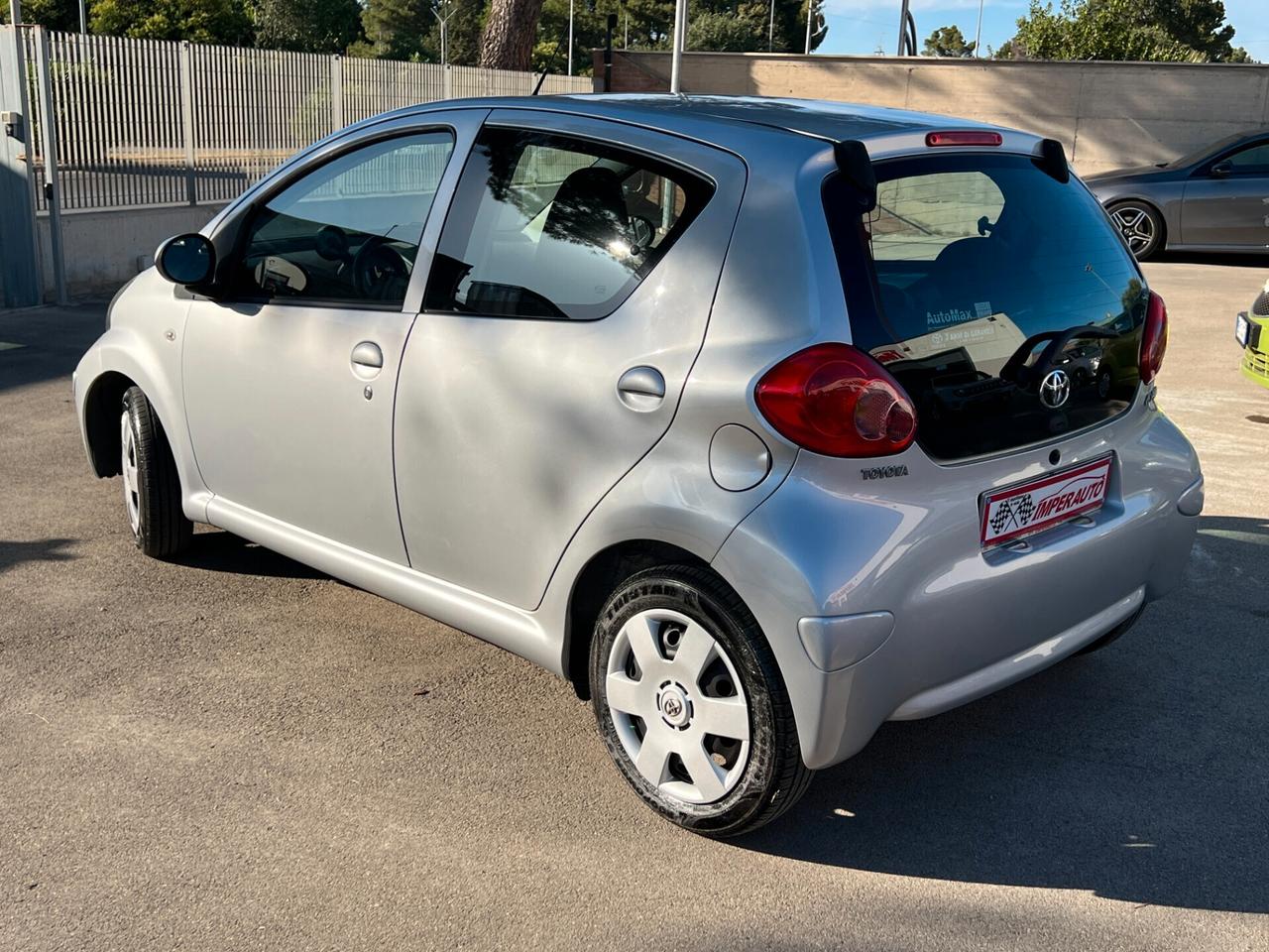Toyota Aygo 1.0 CONNECT 1 PROPRIETARIO