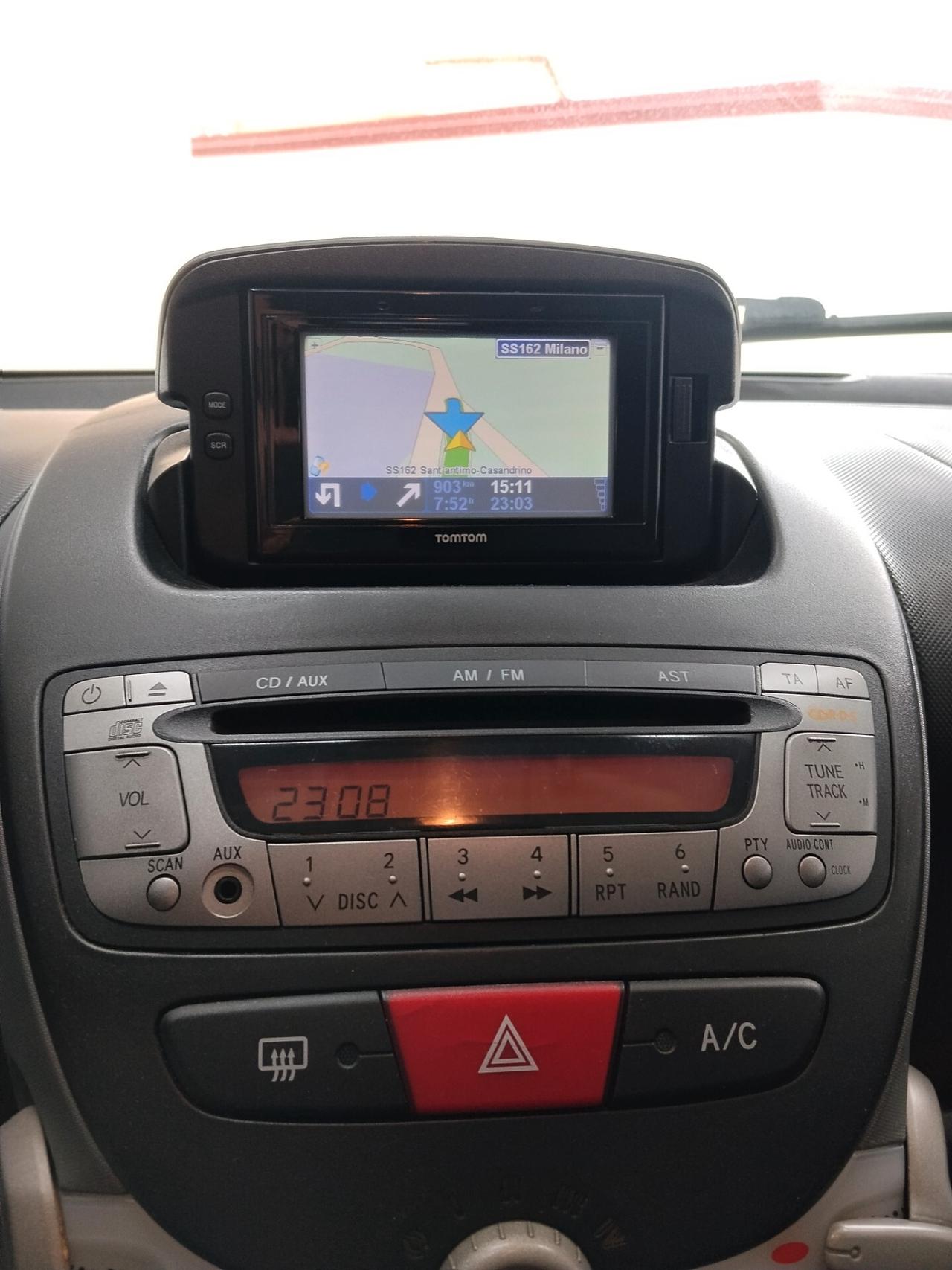 Toyota Aygo 1.0 benzina 2011 CON GARANZIA