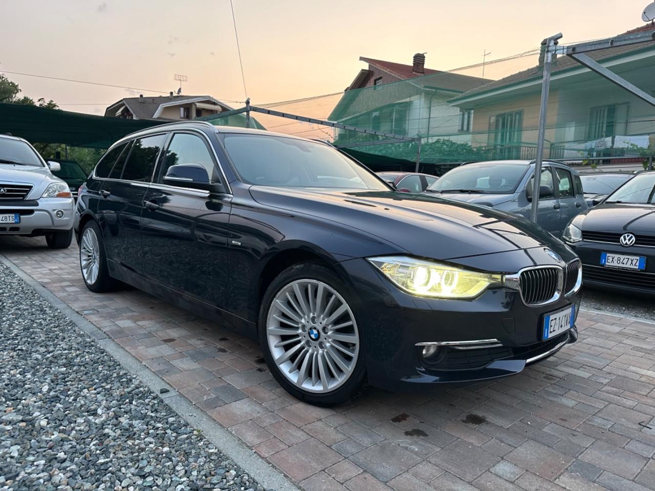 Bmw 320 320d xDrive Touring Luxury