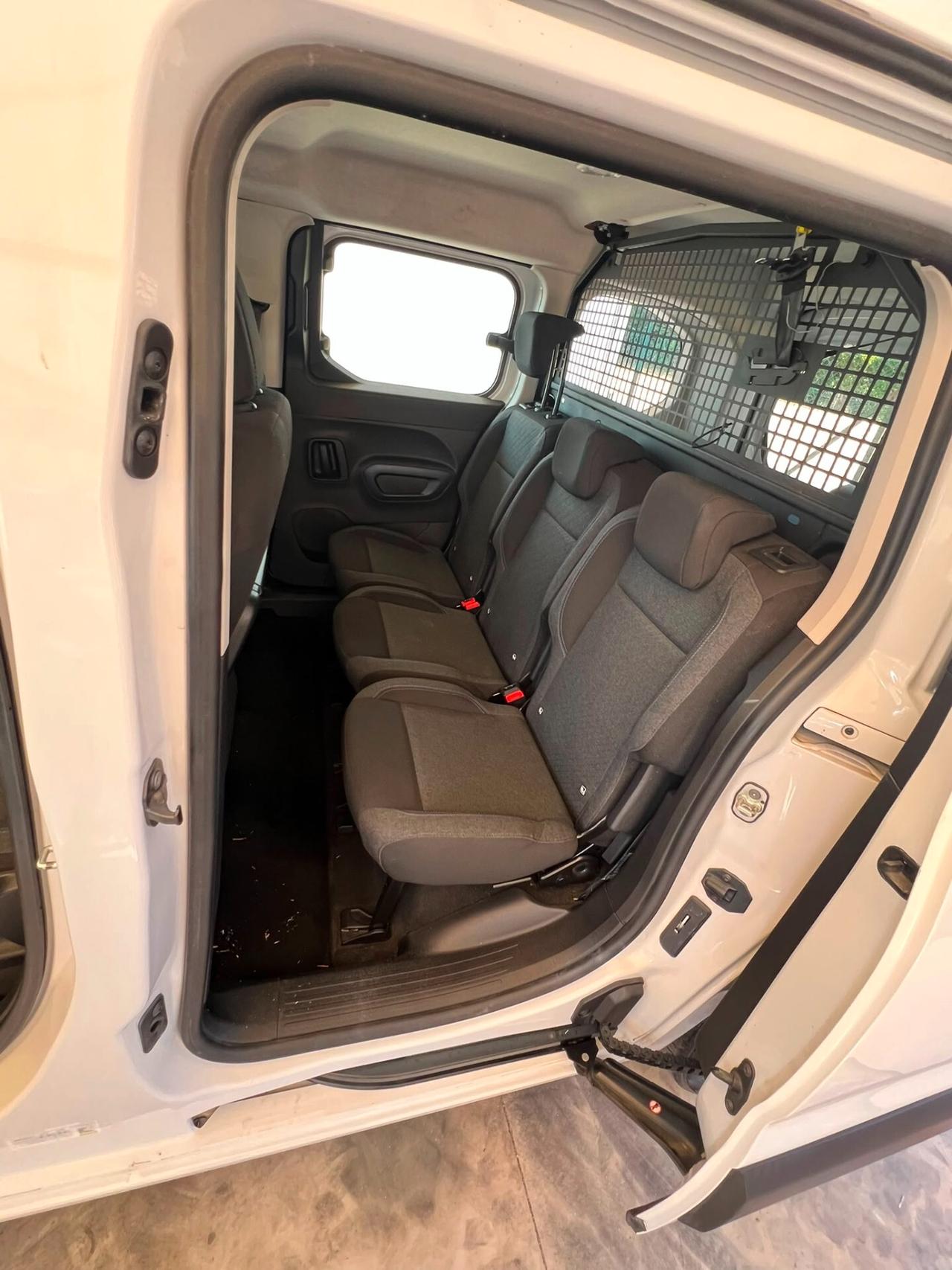 Fiat Doblo Doblò 1.5 BlueHdi 130CV AT8 Combi N1