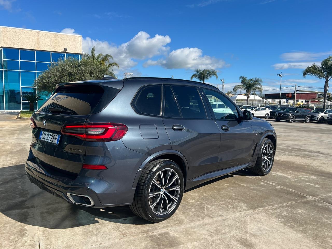 BMW X5 xdrive25d Msport possibilità noleggio no scoring