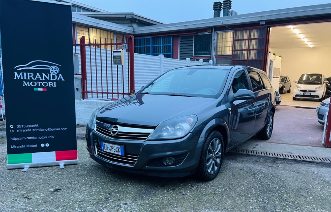 Opel Astra 1.6 16V GPL-TECH Station Wagon Edition