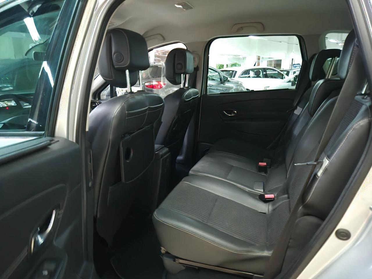 Renault Scenic X-Mode 1.5 dCi 110 CV Luxe-Privilege