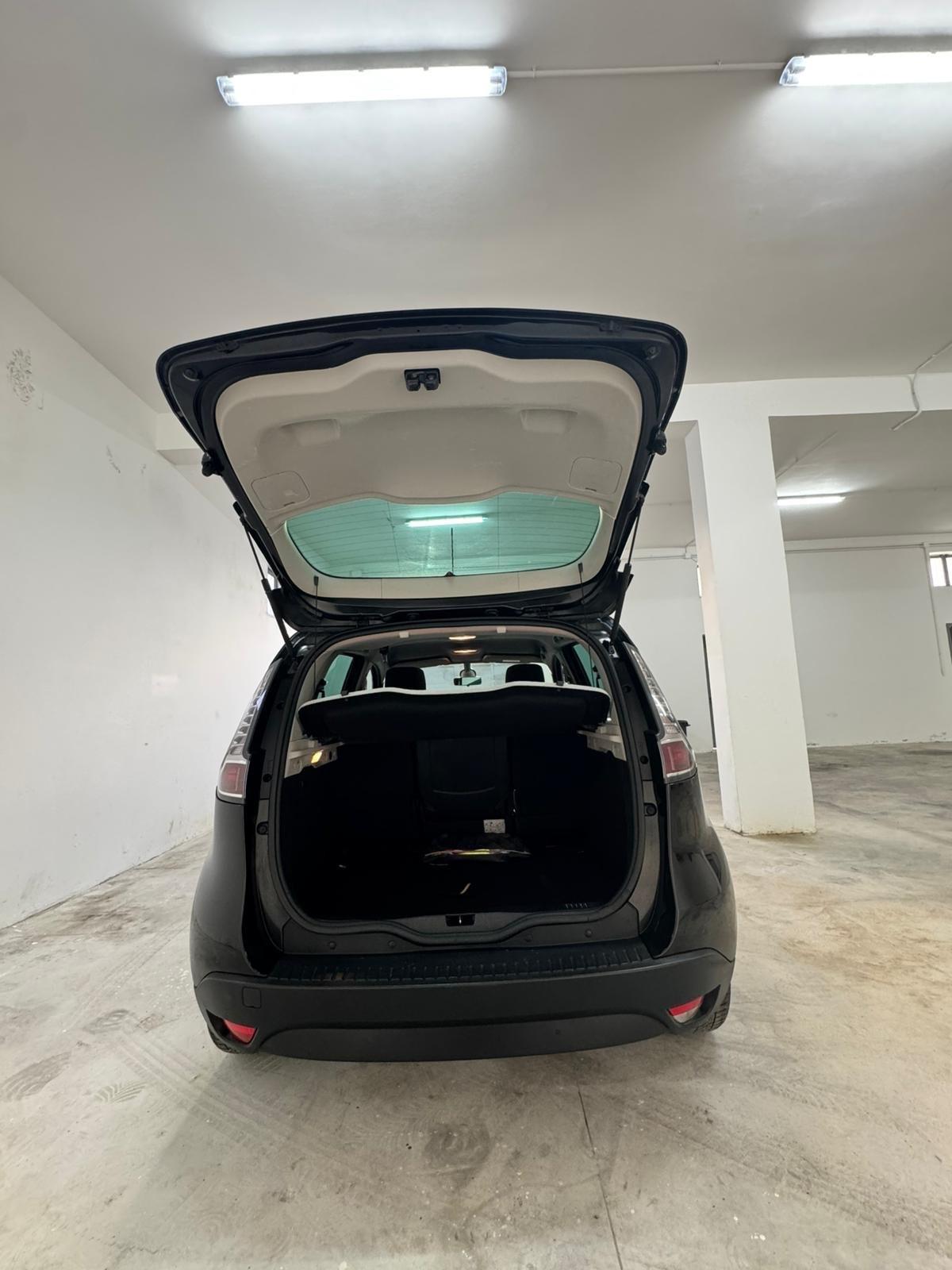 Renault Scenic Scénic XMod dCi 110 CV Start&Stop Energy Limited