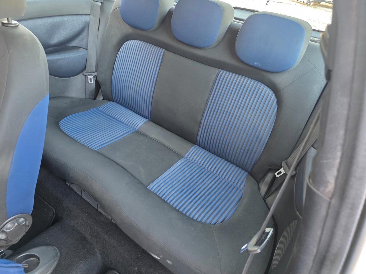 Lancia Ypsilon 1.3 MJT 75 CV Oro
