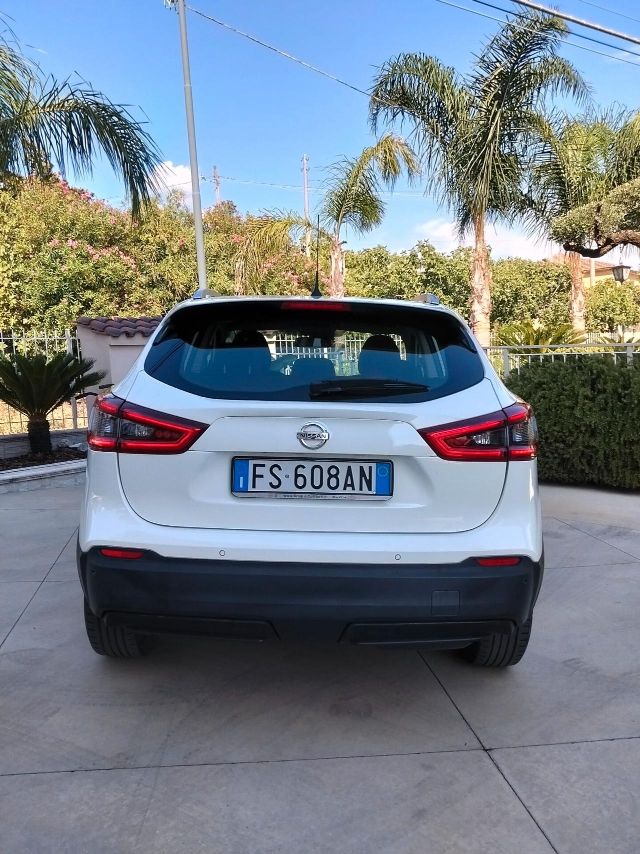 Nissan Qashqai 1.5 dCi N-Connecta