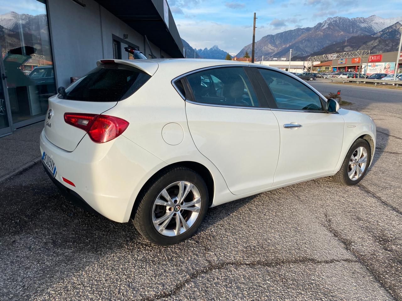 Alfa Romeo Giulietta 1.6 JTDm-2 105 CV Progression