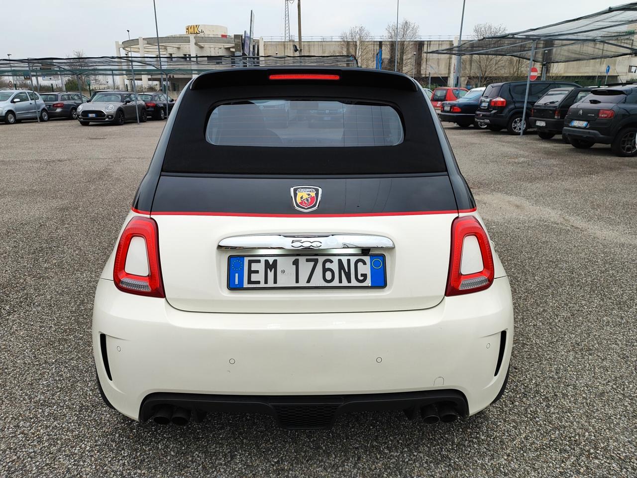 Abarth 500 C 1.4 Turbo T-Jet MTA Bicolore