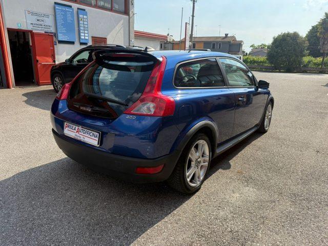 VOLVO C30 2.0 D Momentum