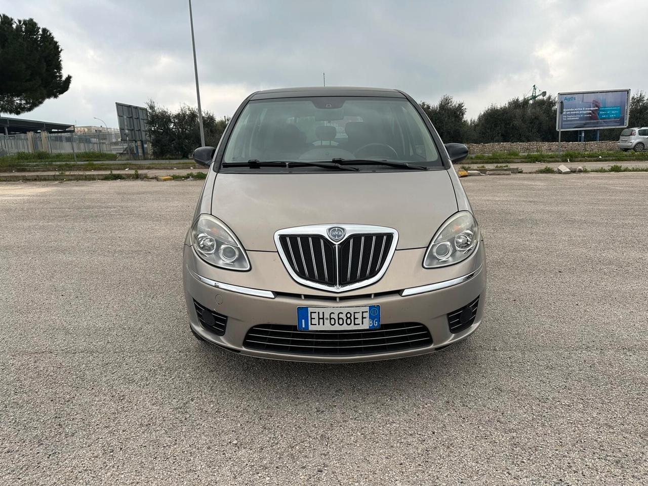 Lancia MUSA 1.3 Mjt 95 CV Platinum