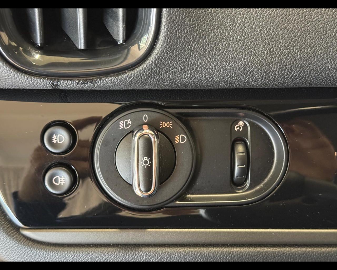 MINI Mini Countrym.(F60) - Mini 2.0 Cooper D Business Countryman