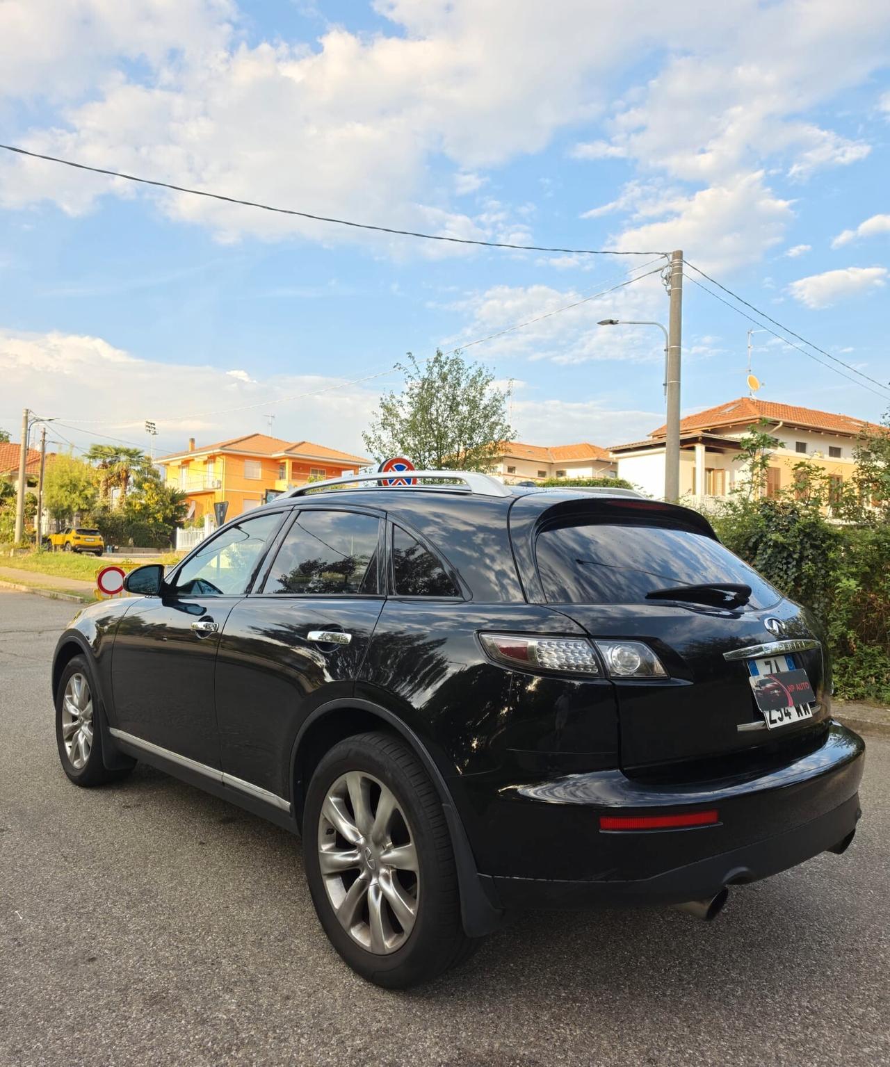 Infiniti FX 35