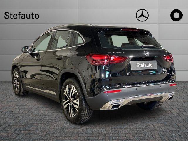 MERCEDES-BENZ GLA 200 d Automatic Progressive Advanced