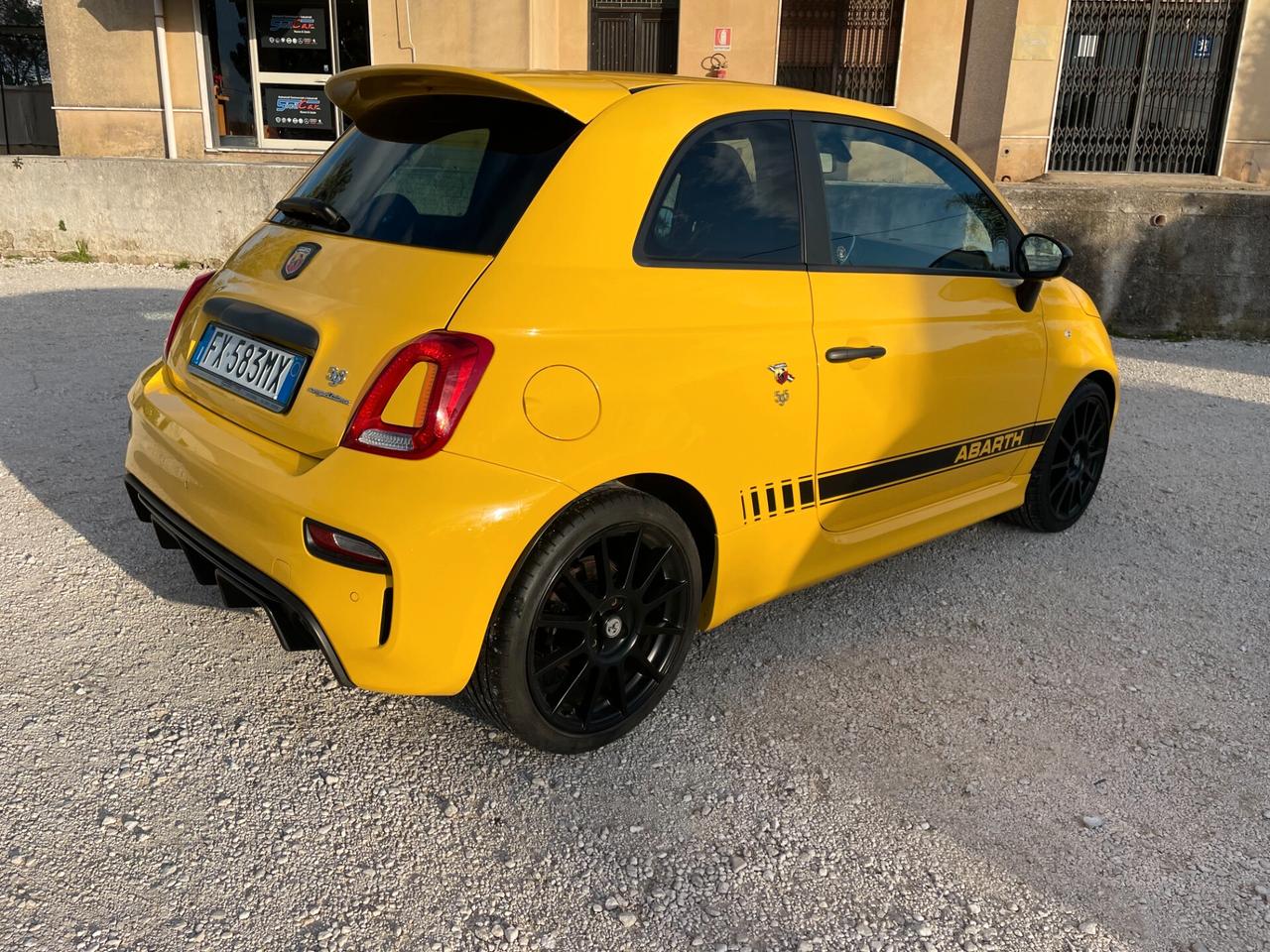 Abarth 595 1.4 Turbo T-Jet 180 CV Competizione