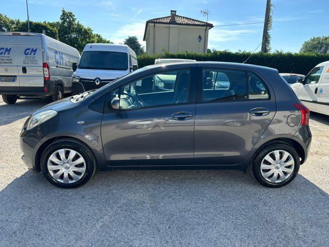 TOYOTA Yaris 1.3 5 porte Sol