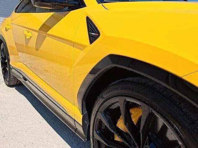 LAMBORGHINI URUS 4.0 V8 BI-TURBO “FULL OPTIONAL”