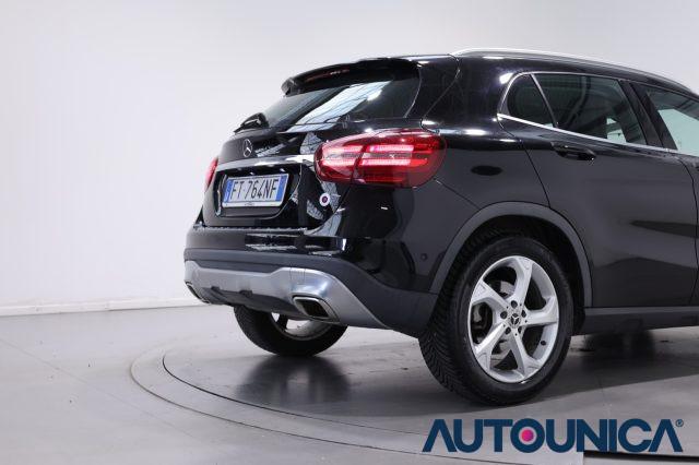 MERCEDES-BENZ GLA 200 D AUTOMATIC SPORT