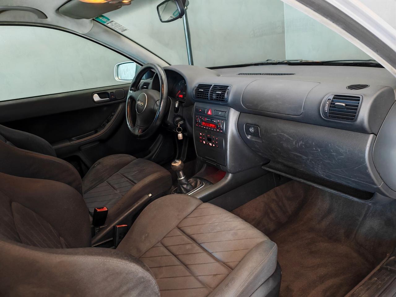 Audi A3 1.9 TDI/130 CV cat 3p. Ambiente