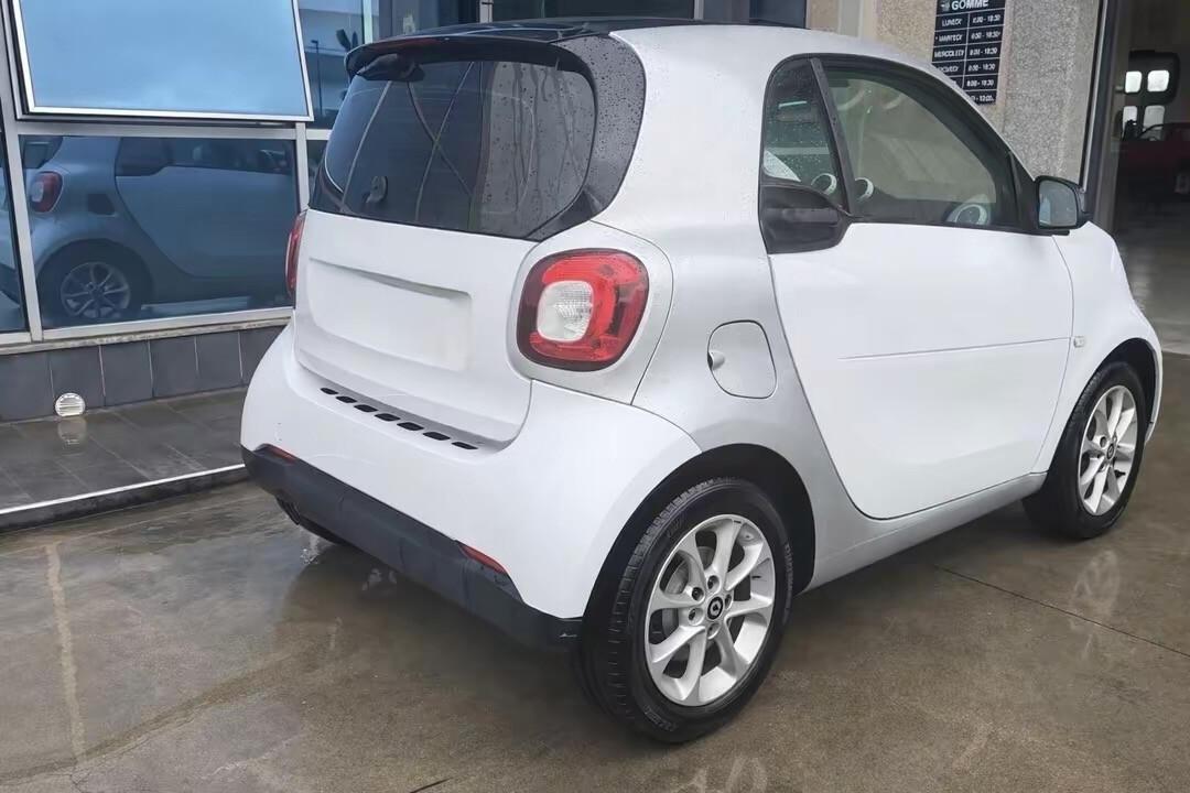 Smart ForTwo 70 1.0 twinamic Youngster cambio automatico