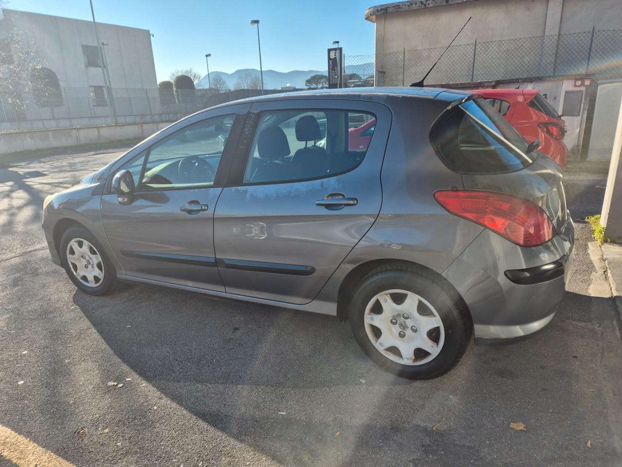 Peugeot 308 1.6 HDi 90CV 5p. Premium