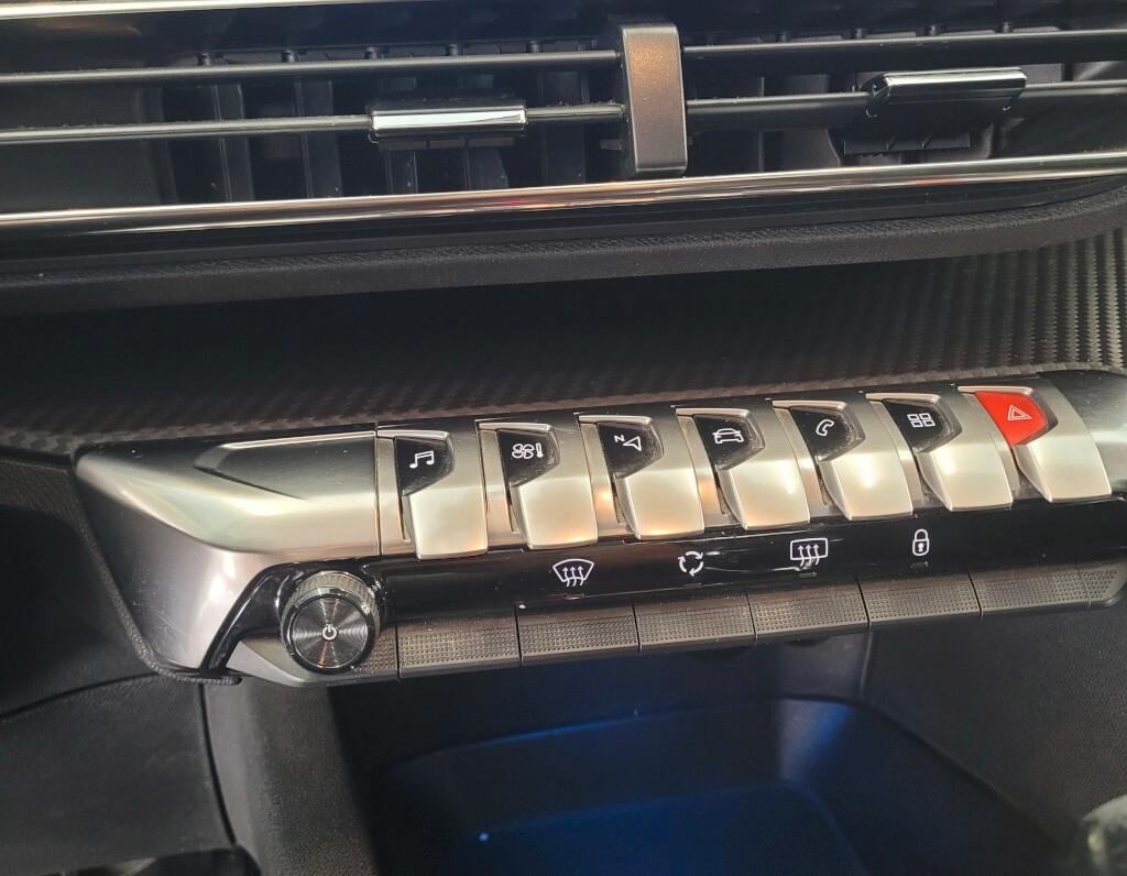 Peugeot 3008 BlueHDi 130cv S&S EAT8 Active PERFETTA