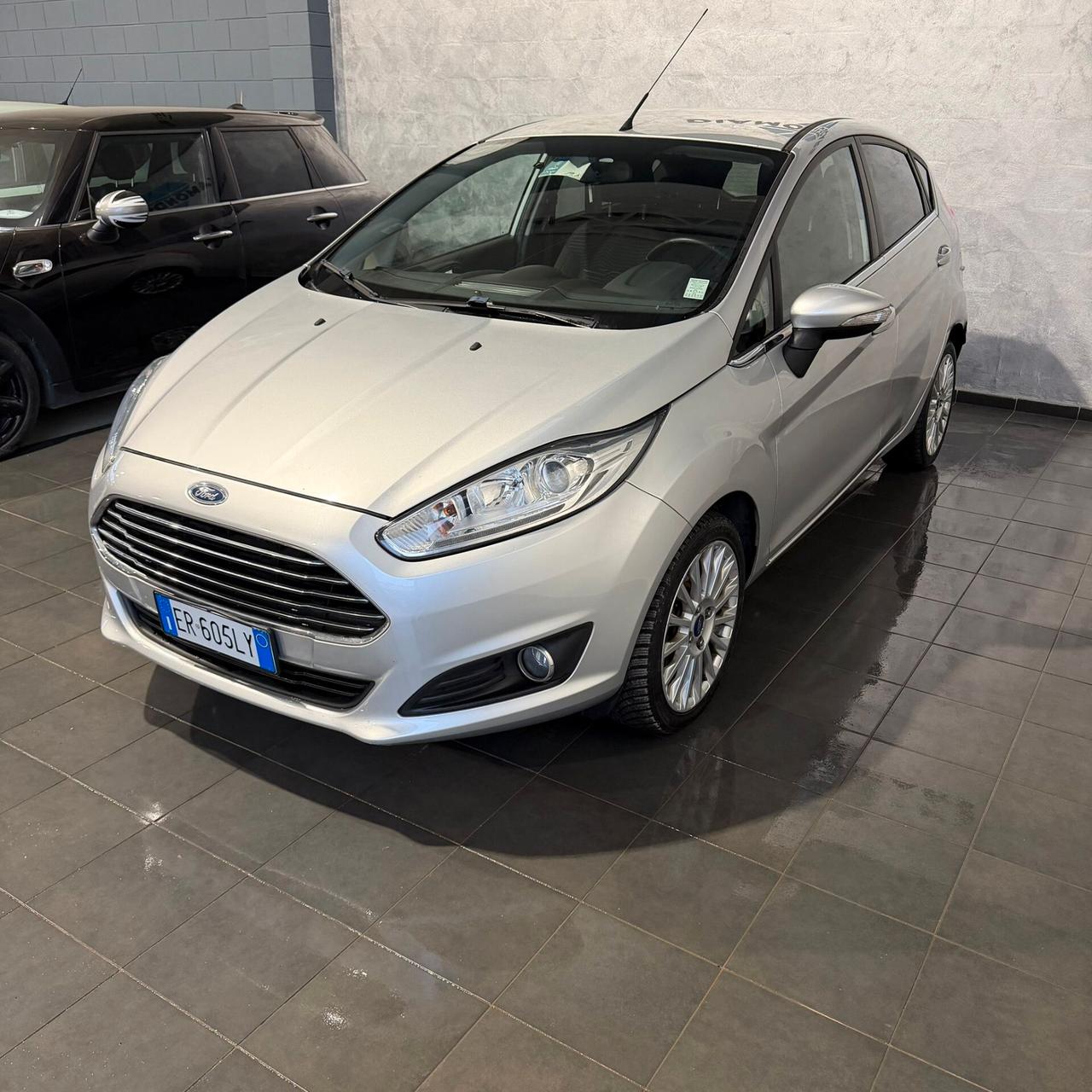 Ford Fiesta 1.5 TDCi 75CV 5 porte Titanium