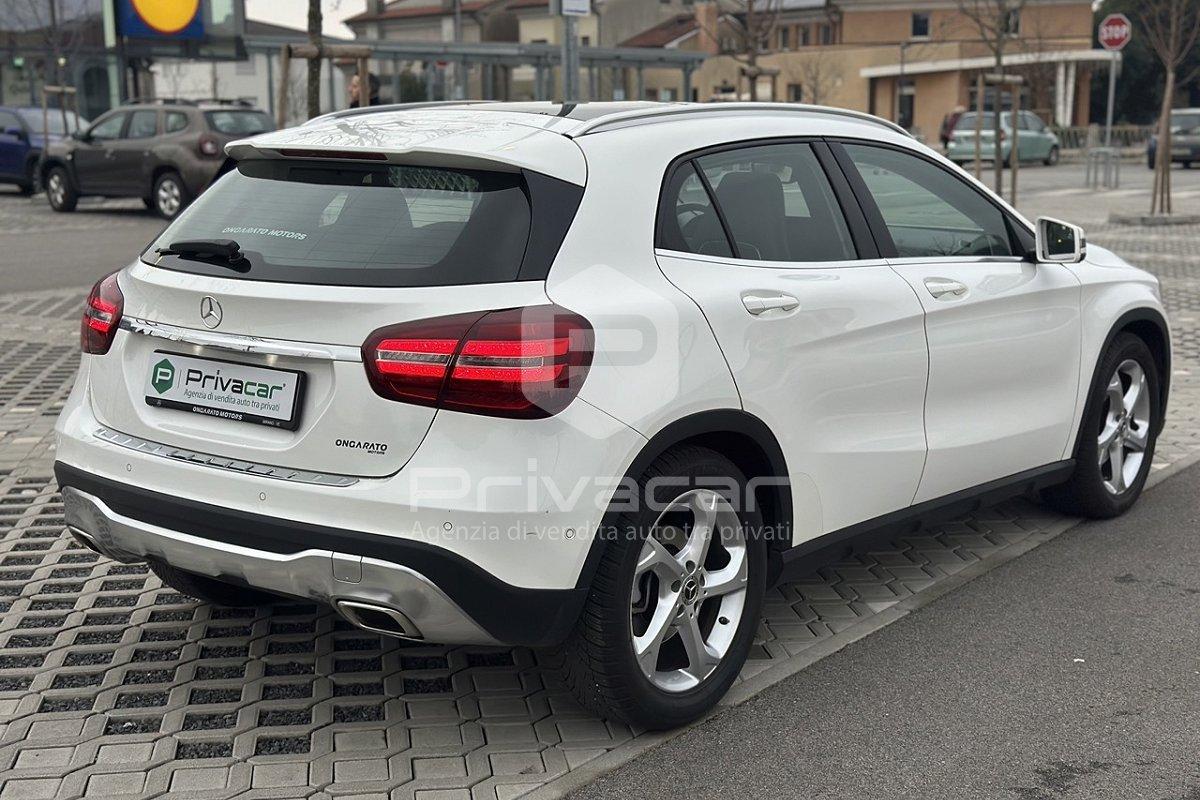 MERCEDES GLA 180 Sport