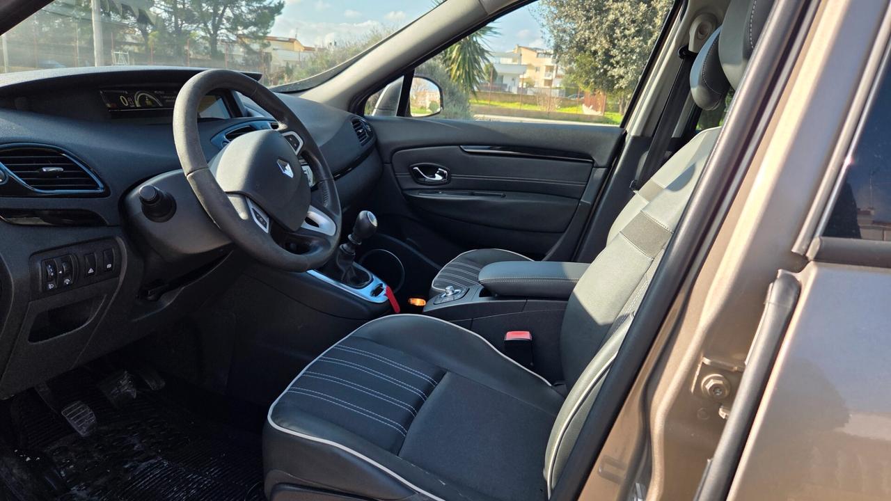 Renault Scenic Scénic X-Mod 1.5 dCi 110CV Luxe