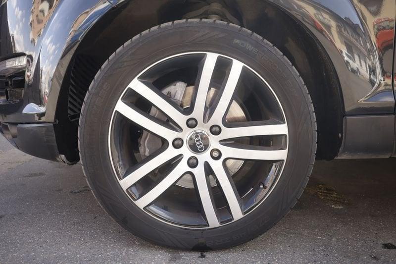 Audi Q7 3.0 TDI quattro tiptronic S LINE TETTO Unicoproprietario