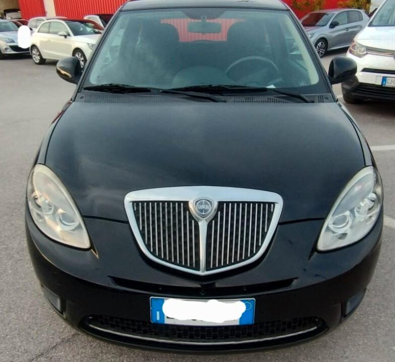 Lancia Ypsilon 1.4 Diva Ecochic GPL