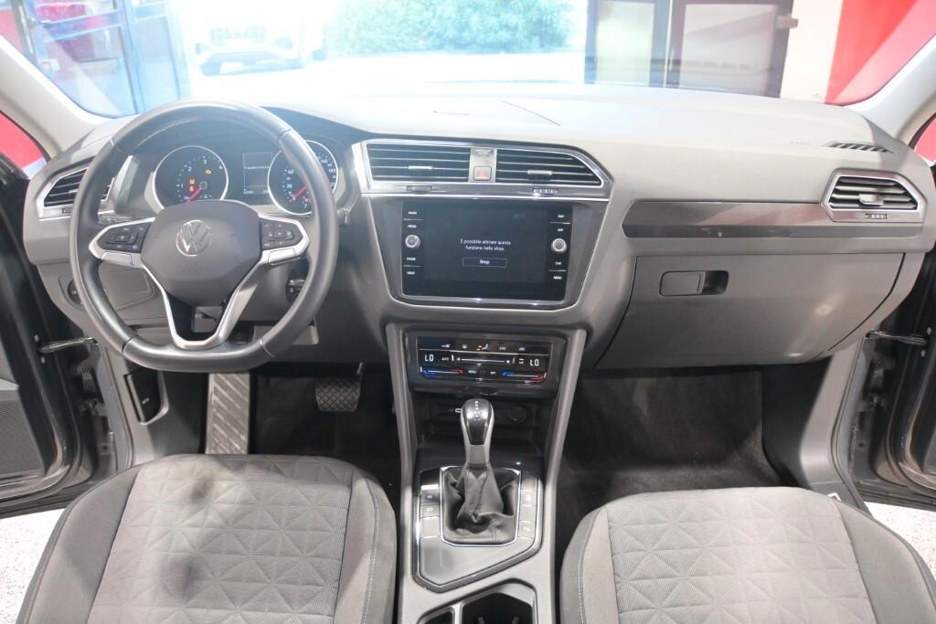 VOLKSWAGEN TIGUAN 2.0 TDI 150CV DSG SCR LIFE ( FARI LED - CLIMA TRIZONA - ADAPTIVE CRUISE - AMBIENT LIGHTS - APP CONNECT - PARK PILOT )