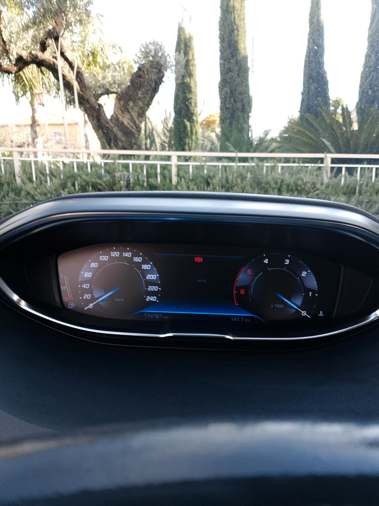 Peugeot 3008 BlueHDi 130 S&S Allure