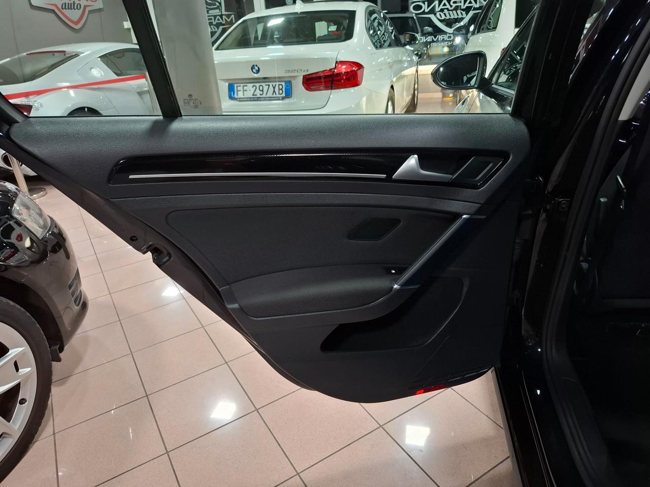 Volkswagen Golf 1.6 TDI 110cv Neopatentato