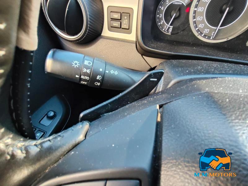 Suzuki Ignis 1.2h Top 2wd cvt