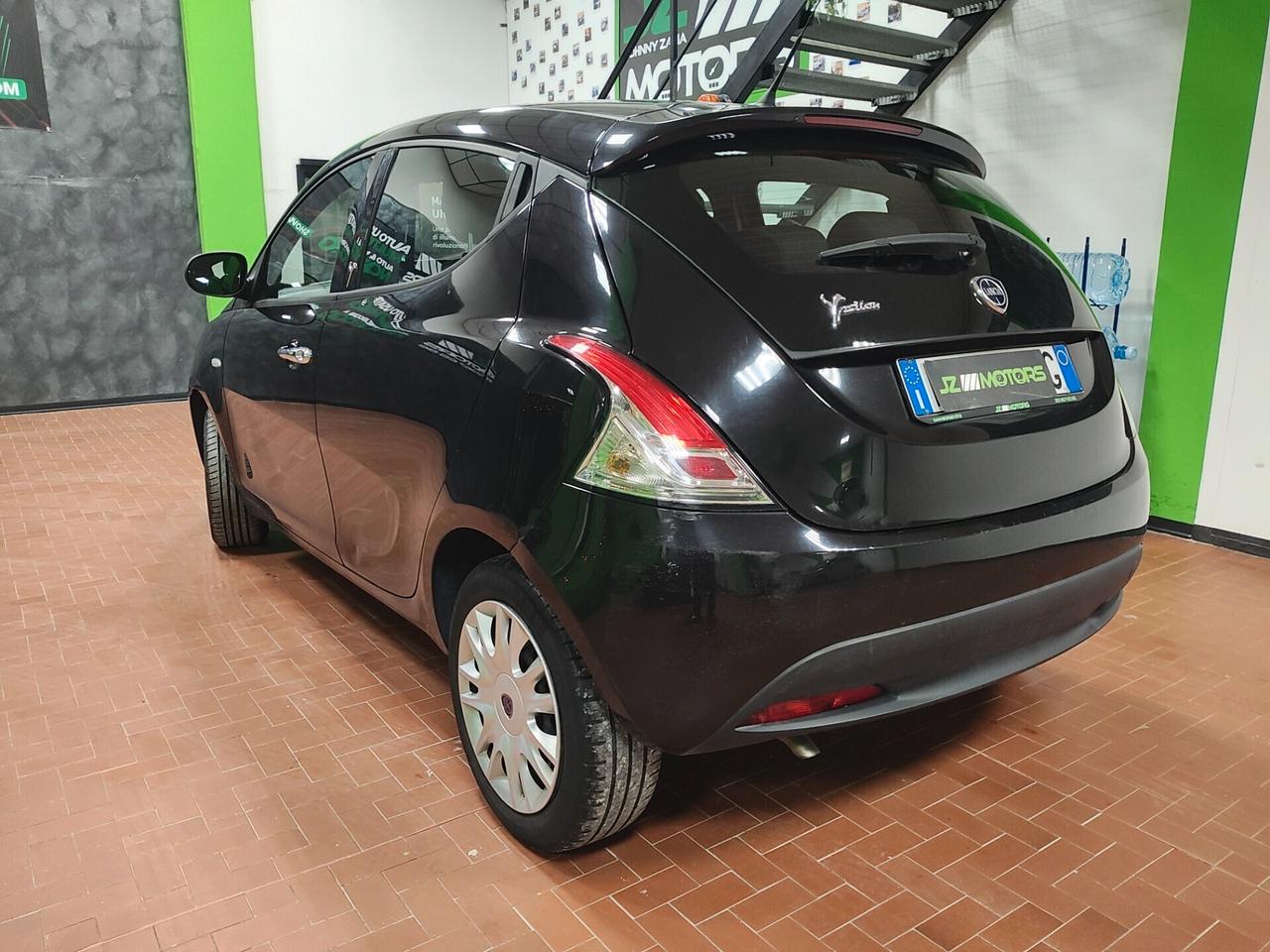 LANCIA YPSILON 1.2 NEOPATENTATI