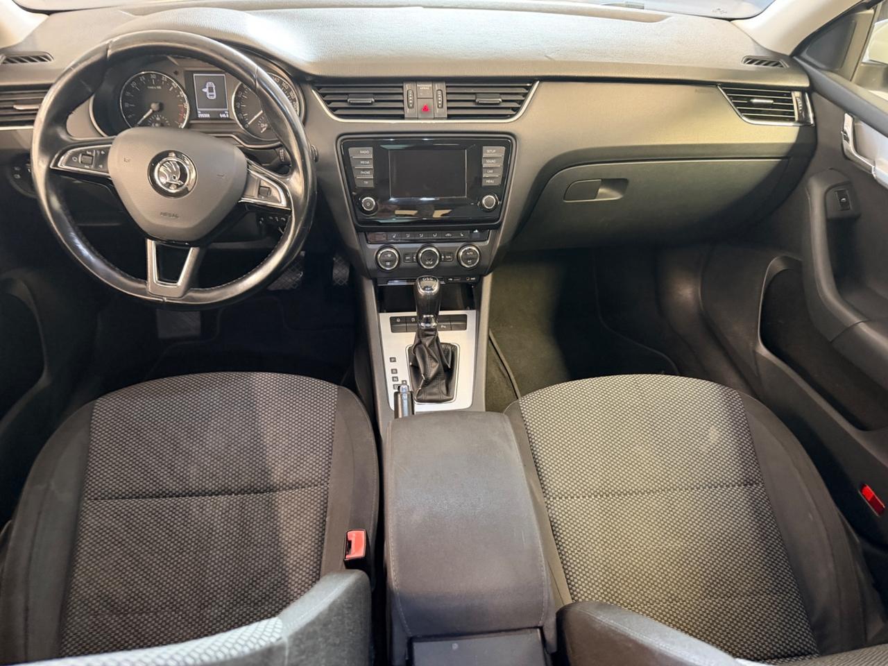 Skoda Octavia 1.6 TDI CR 105 CV DSG Wagon Executive