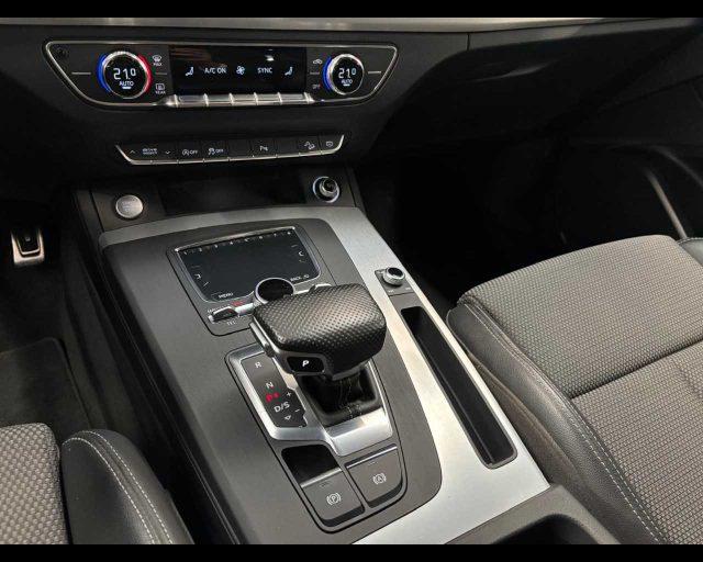 AUDI Q5 40 TDI quattro S tronic S line plus