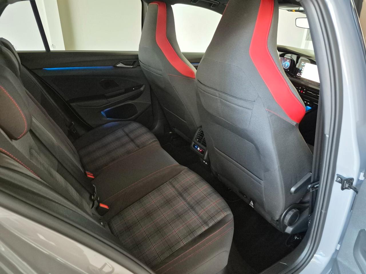 Volkswagen Golf GTI 5 PORTE LED NAVI CAR PLAY C.18 HARMAN KARDON AUTO UFFICIALE VW 1 PROPRIETARIO