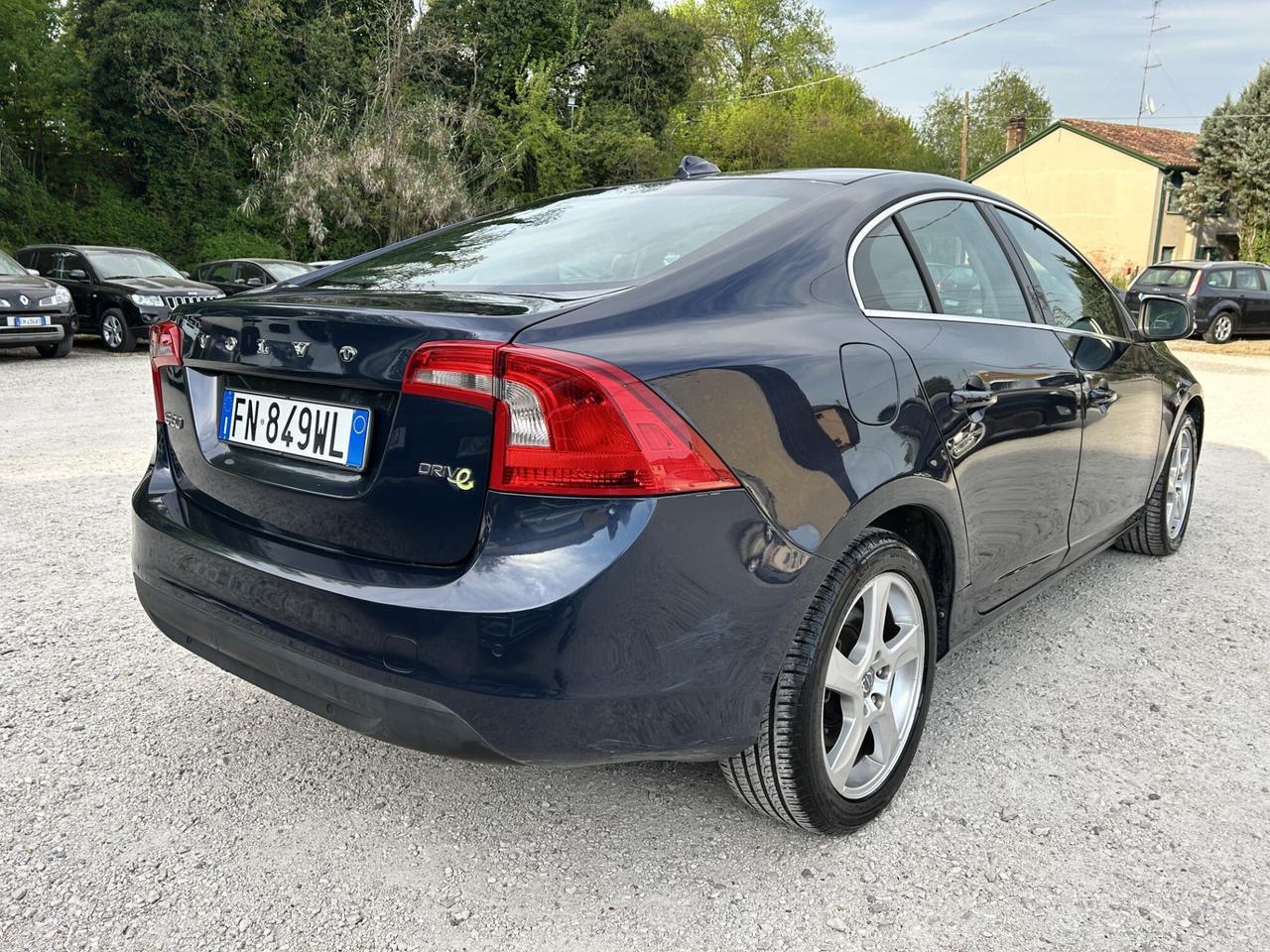 VOLVO S60 1.6 D2 115CV MOMENTUM UNICO PROPRIETARIO