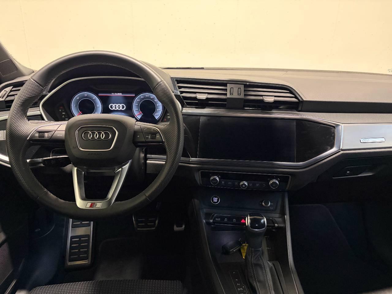 AUDI Q3 SPORTBACK 35 TDI S-TRONIC S-LINE