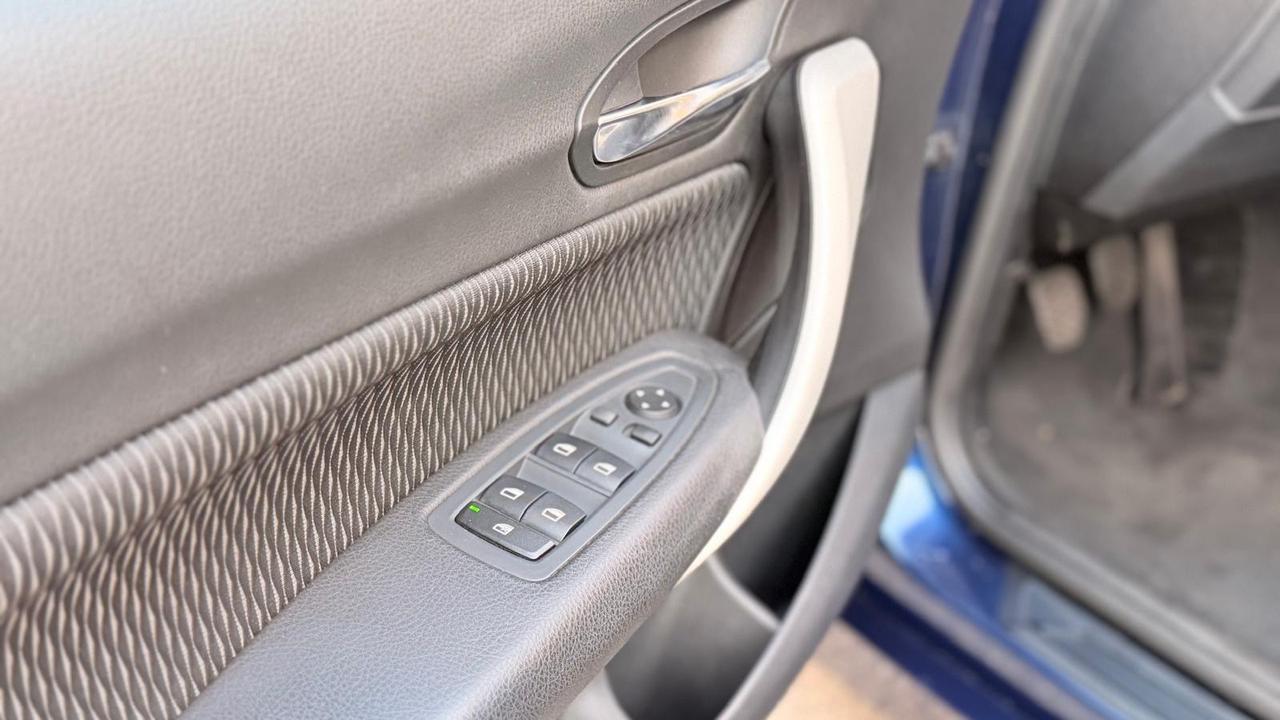 Bmw 116 116d 5p. Efficient Dynamics Urban