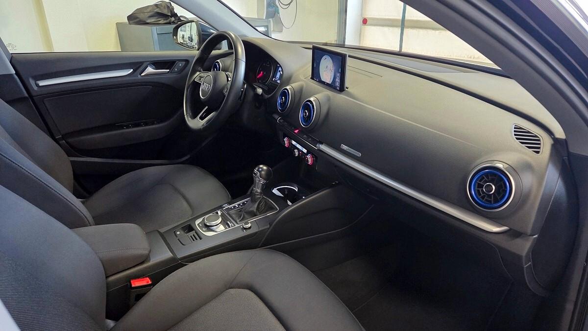 Audi A3 SPB 2.0 TDI S-Tronic Business