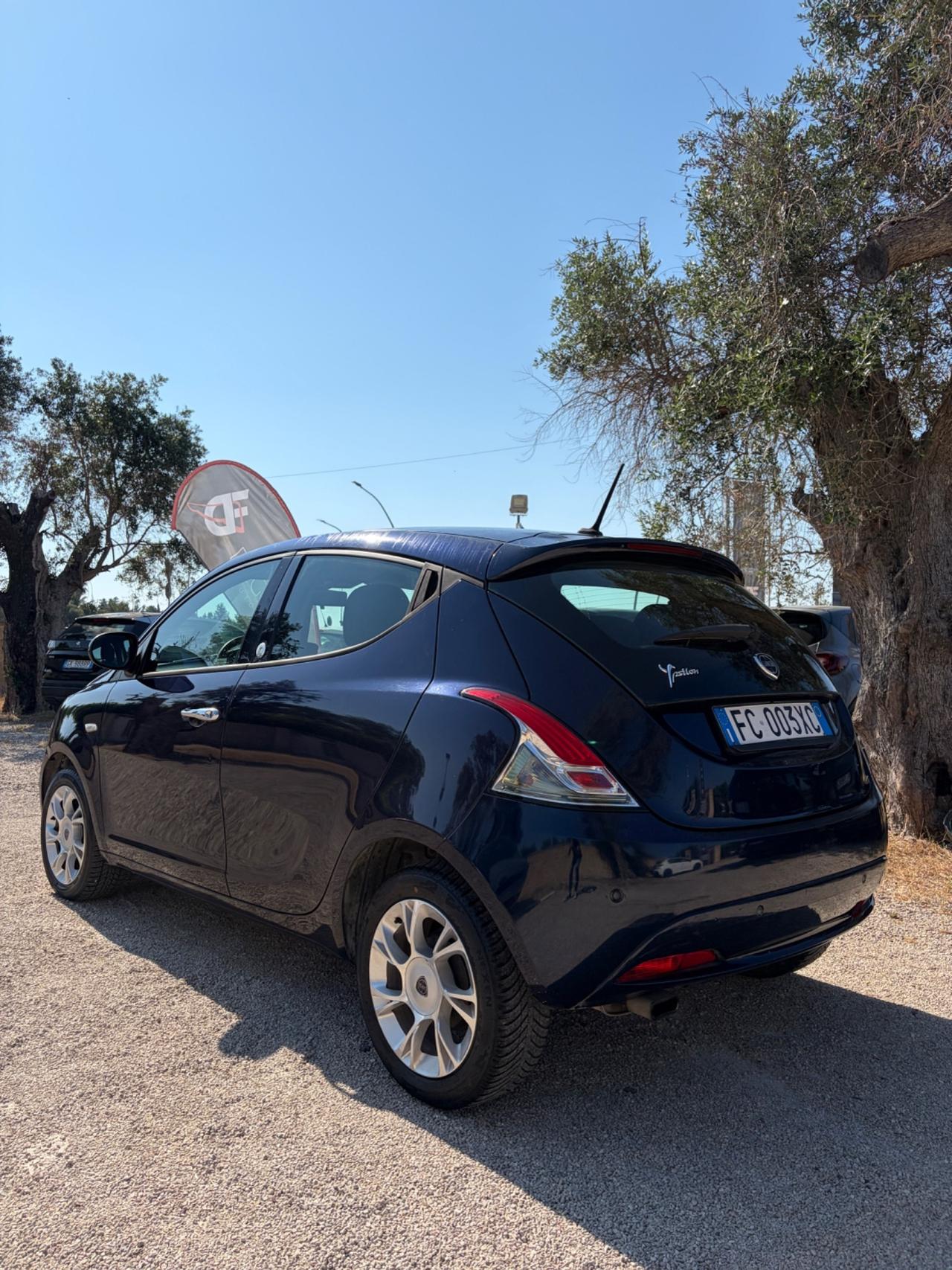 Lancia Ypsilon 1.3 MJT 16V 95 CV 5 porte S&S Gold xfetta!!!