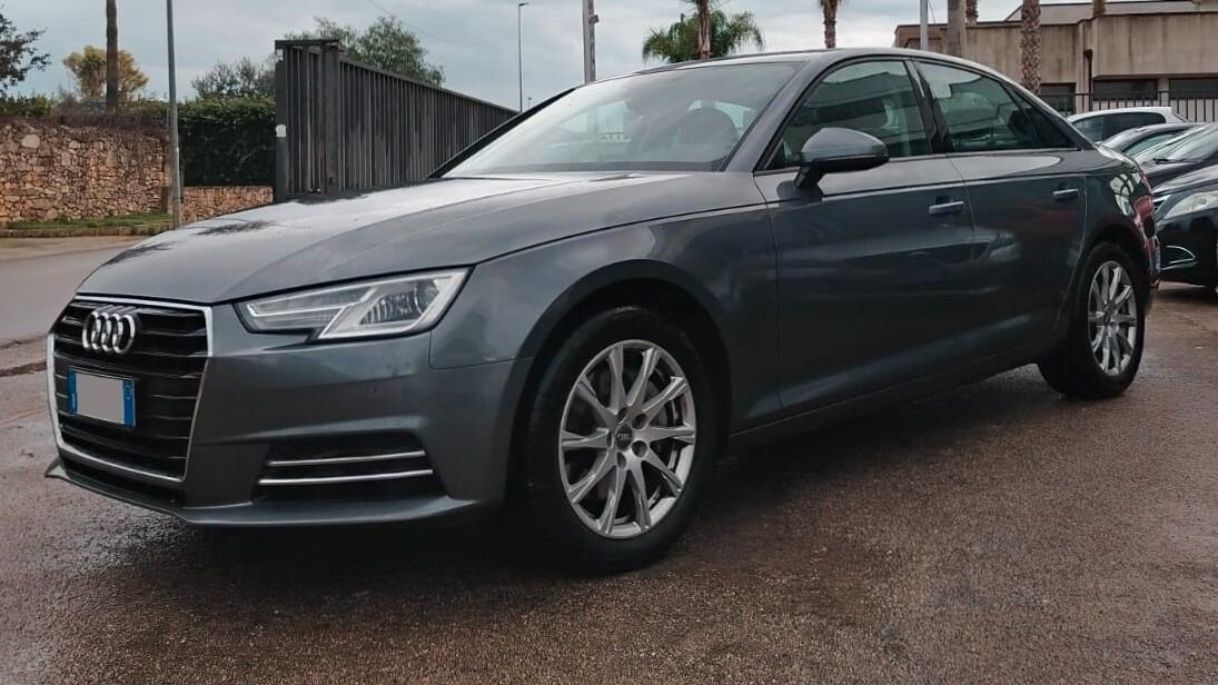 Audi A4 2.0 tdi Sport 190cv S-tronic