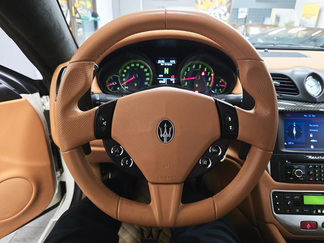 Maserati GranTurismo 4.7 S V8 CAMBIOCORSA_BIANCO FUJI_GARANZIA 12 MESI