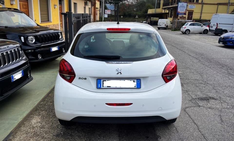 Peugeot 208 1.5 Hdi Active 5P - 10/2019