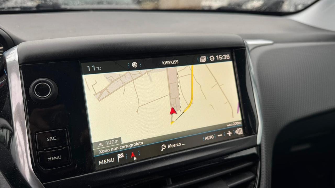 Peugeot 2008 1.2 BENZINA NEOP 2018